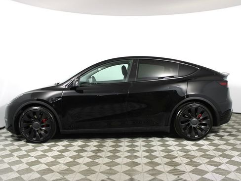 Used 2021 Tesla Model Y Performance image 26