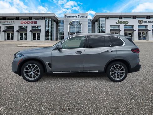 Used 2024 BMW X5 xDrive40i AWD/4WD image 5