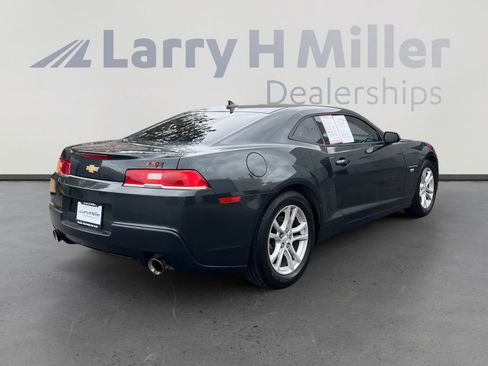 Used 2015 Chevrolet Camaro LS RWD image 5