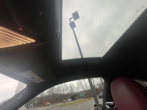 Used 2023 BMW M440i Coupe w/ Premium Package image 20