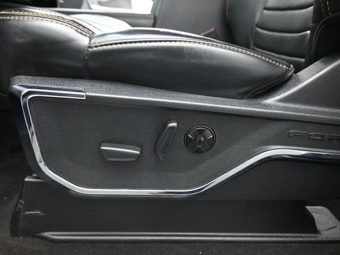 Certified 2024 Ford F250 Platinum AWD/4WD image 11