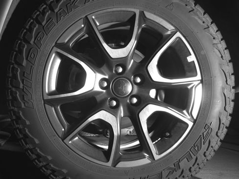 Used 2025 Jeep Compass Trailhawk image 14