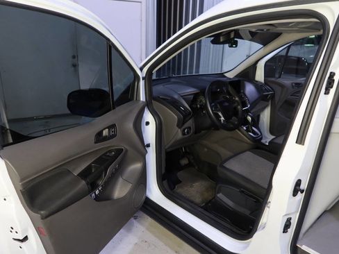 Used 2022 Ford Transit Connect XL image 21