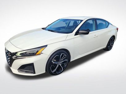 Used 2024 Nissan Altima 2.5 SR