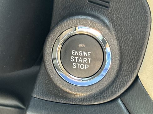 New 2025 Subaru Outback Limited image 19