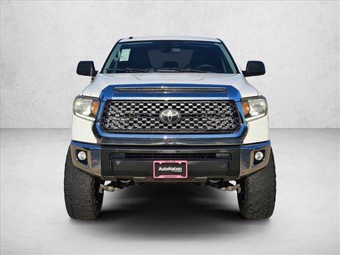 Used 2018 Toyota Tundra SR5 AWD/4WD image 2