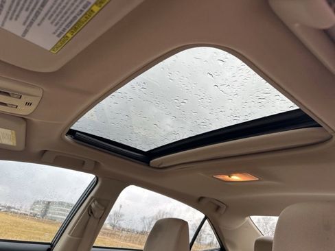 Used 2014 Toyota Corolla LE image 5