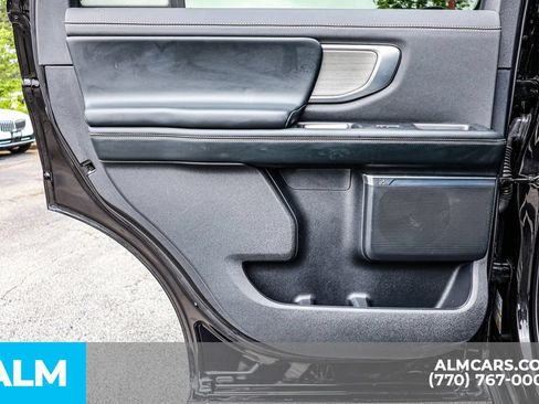 Used 2025 Ford Expedition Platinum AWD/4WD image 56