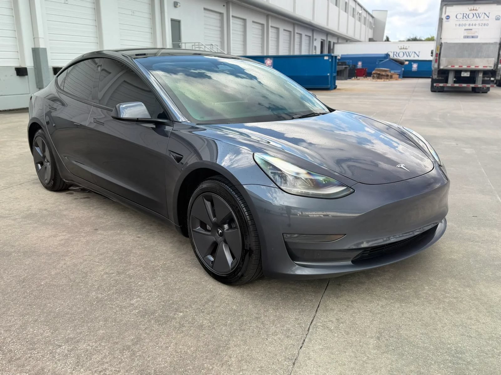 Used 2023 Tesla Model 3 Standard Range RWD image 4