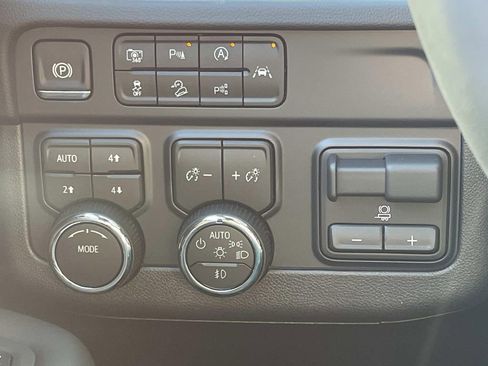 New 2026 Chevrolet Tahoe Premier image 33