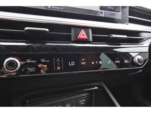 Used 2025 Kia K5 GT-Line w/ GT-Line Premium Package AWD/4WD image 23