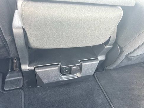 Used 2025 Ford F150 XLT w/ Equipment Group 301A Standard AWD/4WD image 17