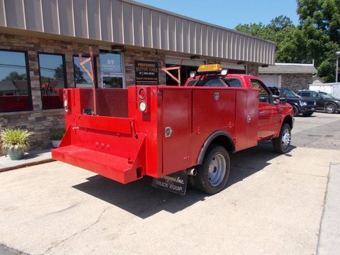 Used 2001 Ford F450 2WD Regular Cab Super Duty image 3