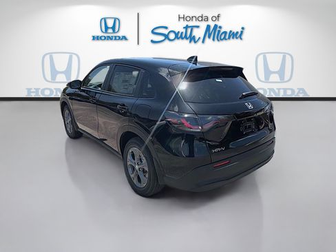 New 2027 Honda HR-V LX image 5