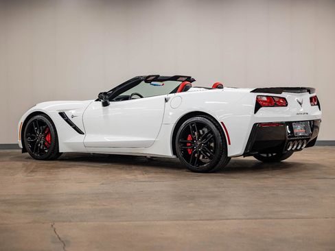 Used 2016 Chevrolet Corvette Stingray Convertible w/ Battery Protection Package image 30