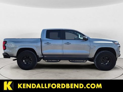 Used 2024 Chevrolet Colorado LT w/ LT Convenience Package III AWD/4WD image 4