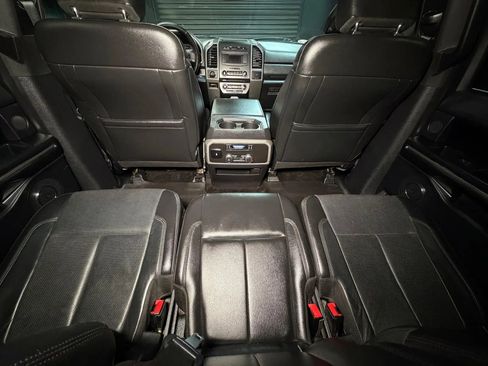 Used 2018 Ford Expedition Max XLT w/ Equipment Group 201A AWD/4WD image 22