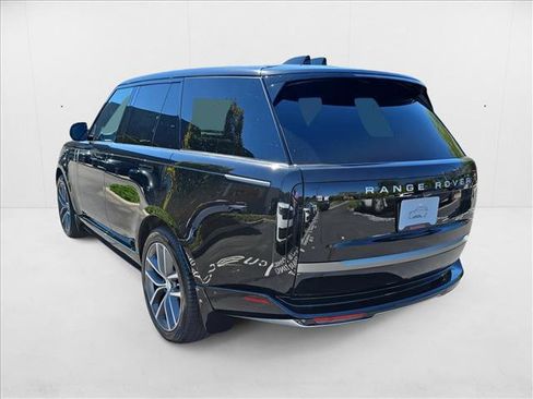 New 2025 Land Rover Range Rover SE image 7