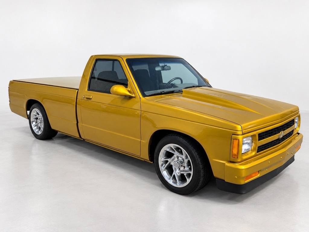 Used 1991 Chevrolet S10 Pickup 2WD Regular Cab image 1