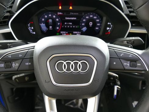 Used 2022 Audi Q3 2.0T Premium AWD/4WD image 15