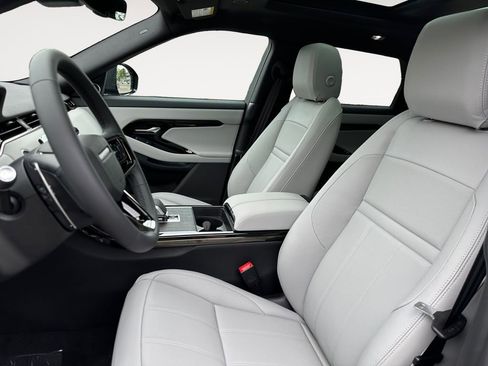 New 2026 Land Rover Range Rover Evoque S AWD/4WD image 9