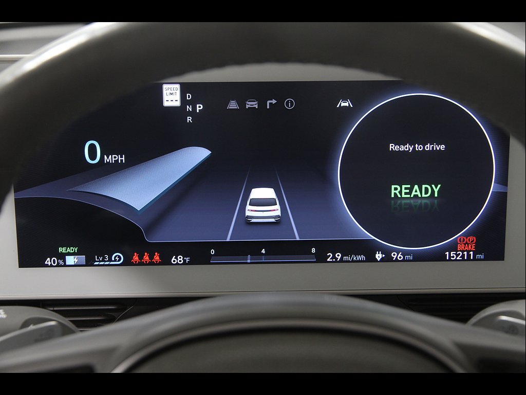 Certified 2024 Hyundai Ioniq 5 Limited AWD/4WD image 9