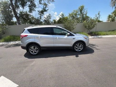 Used 2014 Ford Escape Titanium FWD image 8