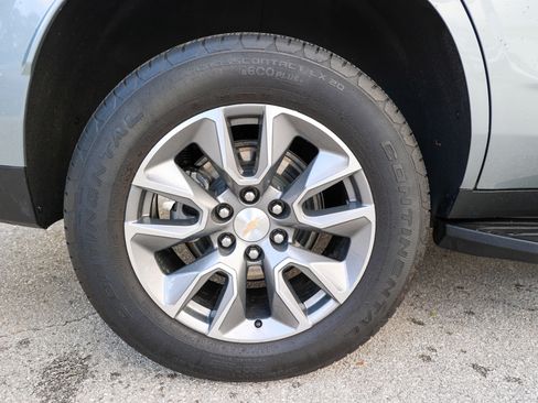 Used 2024 Chevrolet Tahoe LT w/ Luxury Package image 15