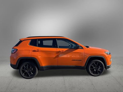 New 2026 Jeep Compass Latitude image 10