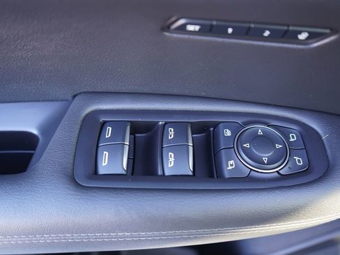 Used 2024 Cadillac XT6 Premium Luxury image 26