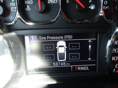 Used 2018 Chevrolet Silverado 1500 LT w/ Texas Edition image 23