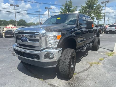 Used 2016 Ford F250 Lariat w/ Lariat Ultimate Package AWD/4WD image 10