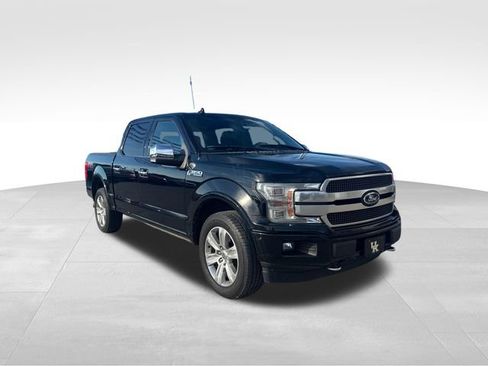 Used 2018 Ford F150 Platinum w/ Equipment Group 701A Luxury AWD/4WD image 3