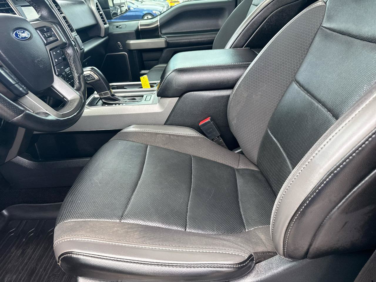 Used 2019 Ford F150 Raptor w/ Equipment Group 802A Luxury AWD/4WD image 12