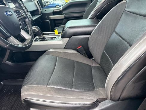Used 2019 Ford F150 Raptor w/ Equipment Group 802A Luxury AWD/4WD image 12