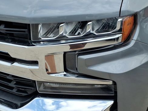 Used 2020 Chevrolet Silverado 1500 LT w/ Texas Edition image 11