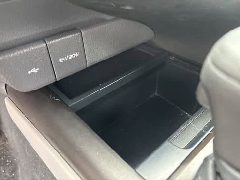 Used 2022 Toyota Camry LE image 18