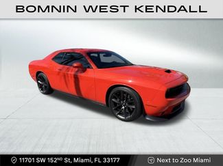 Used 2019 Dodge Challenger GT image 1