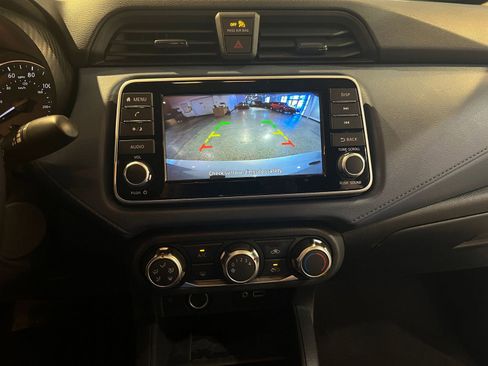 Used 2025 Nissan Versa SV image 23