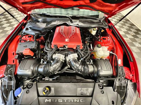 Used 2025 Ford Mustang GT Premium w/ GT Performance Package image 17