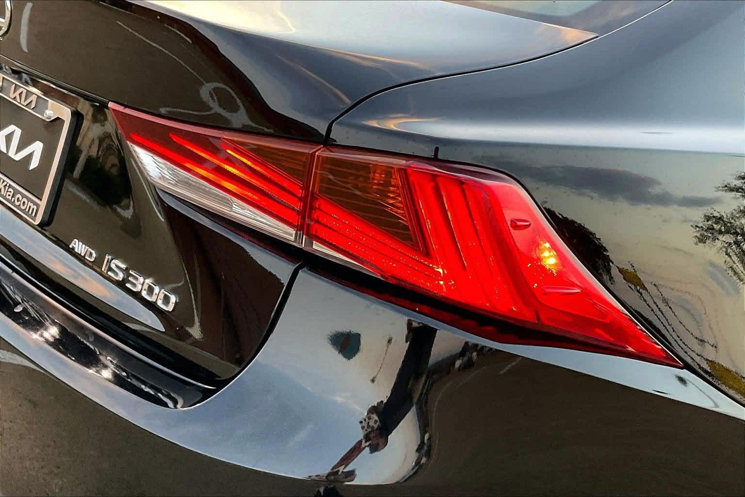 Used 2020 Lexus IS 300 F Sport w/ Blackline Edition AWD/4WD image 30