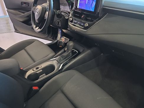 Used 2024 Toyota Corolla LE FWD image 17