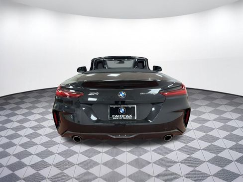 Used 2023 BMW Z4 sDrive30i w/ Convenience Package image 10