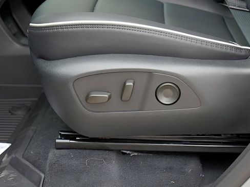 New 2026 GMC Acadia Denali w/ Super Cruise Package FWD image 21