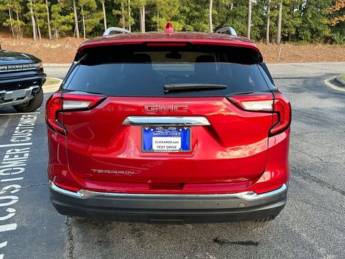 New 2024 GMC Terrain SLT w/ Tech Package FWD image 15