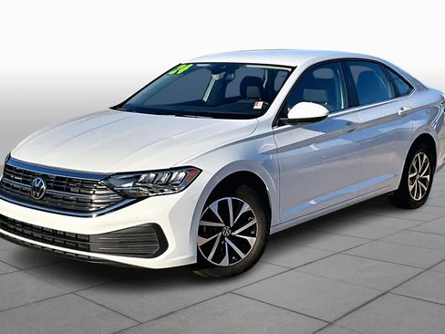 Used 2024 Volkswagen Jetta S image 2