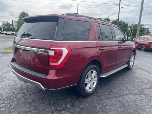 Used 2018 Ford Expedition XLT w/ Equipment Group 202A RWD image 4