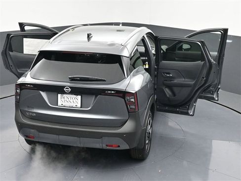 New 2026 Nissan Kicks SV image 44
