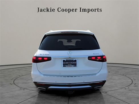New 2025 Mercedes-Benz GLS 450 4MATIC image 2