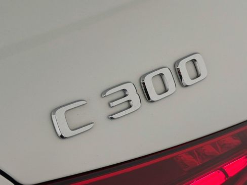 Used 2022 Mercedes-Benz C 300 Sedan image 9